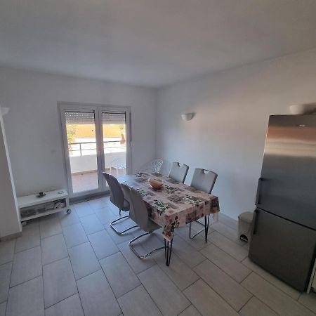 Apartman Telalovic Necujam Ngoại thất bức ảnh